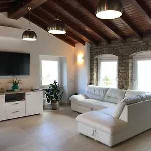 Casa Isabelle Apartment La Spezia